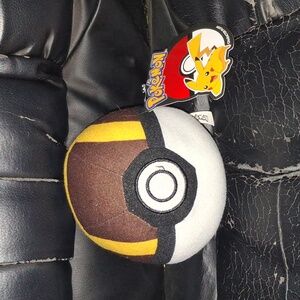 2019 Toy Factory Ultra pokeball plush